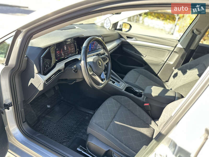 Универсал Volkswagen Golf 2021 в Калуше