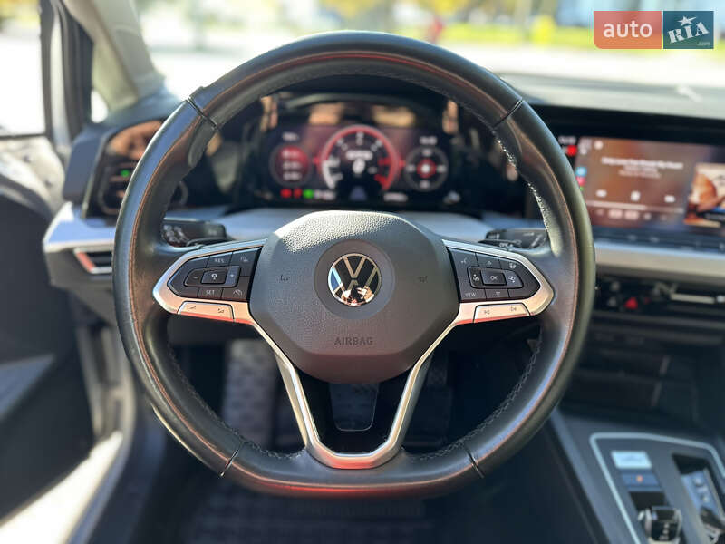 Универсал Volkswagen Golf 2021 в Калуше