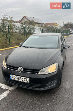 Хэтчбек Volkswagen Golf 2013 в Ужгороде