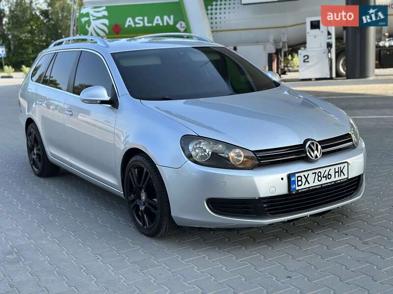 Универсал Volkswagen Golf 2010 в Хмельницком