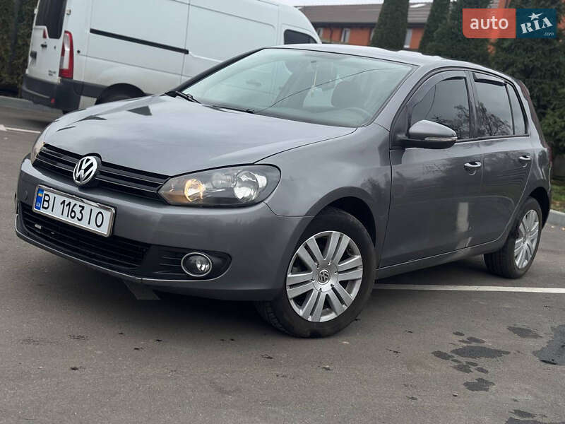 Хэтчбек Volkswagen Golf 2008 в Лубнах