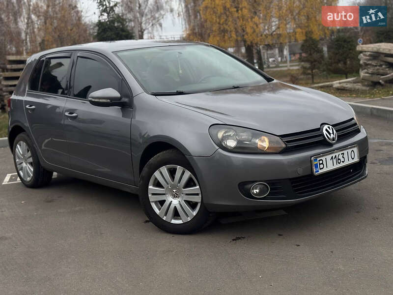 Хэтчбек Volkswagen Golf 2008 в Лубнах