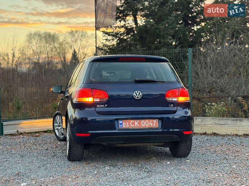 Хэтчбек Volkswagen Golf 2010 в Дрогобыче