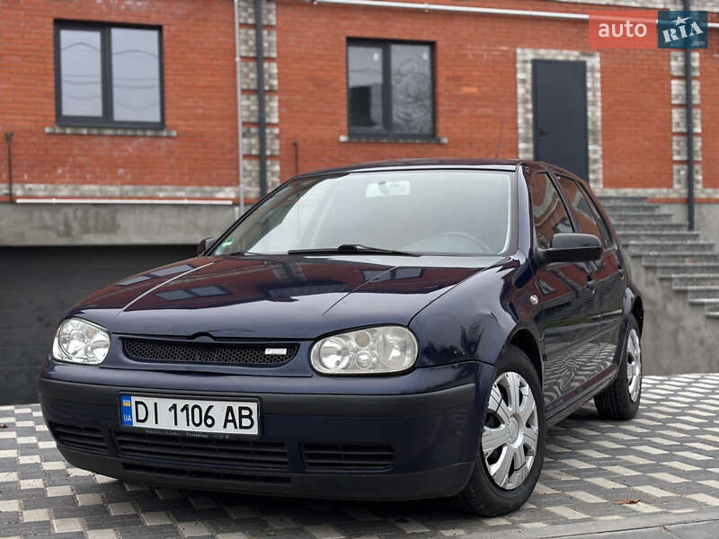 Volkswagen Golf 2002