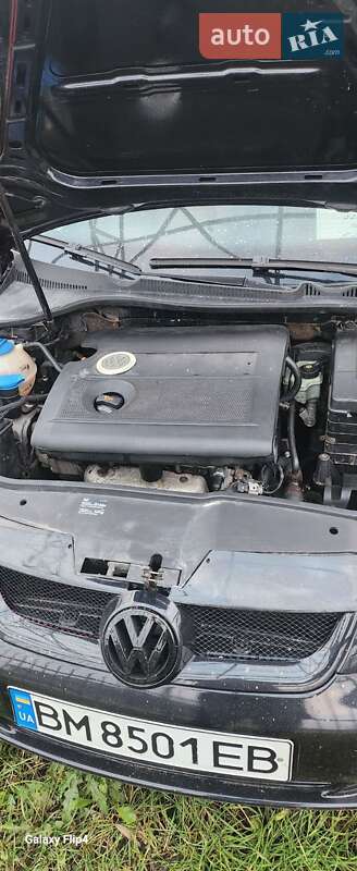 Хэтчбек Volkswagen Golf 2004 в Конотопе