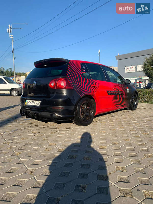 Хэтчбек Volkswagen Golf 2006 в Броварах