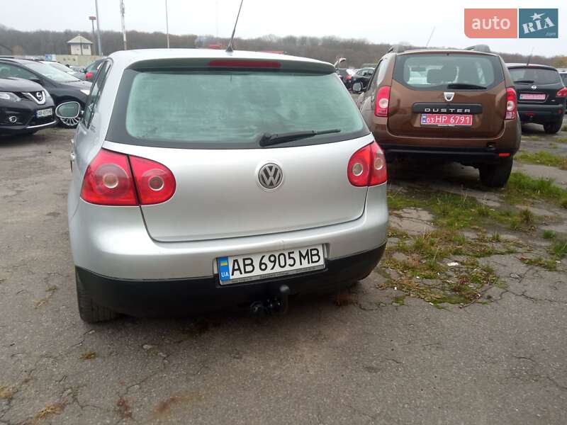 Хетчбек Volkswagen Golf 2006 в Вінниці