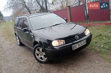 Универсал Volkswagen Golf 2001 в Львове