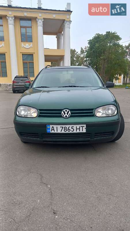 Volkswagen Golf 2000