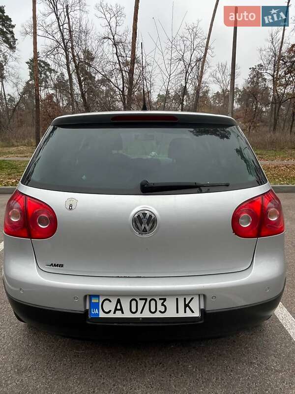 Хэтчбек Volkswagen Golf 2008 в Черкассах