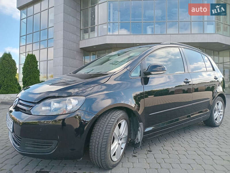 Хэтчбек Volkswagen Golf 2009 в Хмельницком