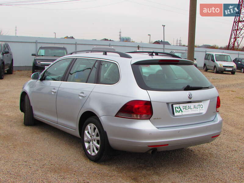 Универсал Volkswagen Golf 2012 в Кропивницком