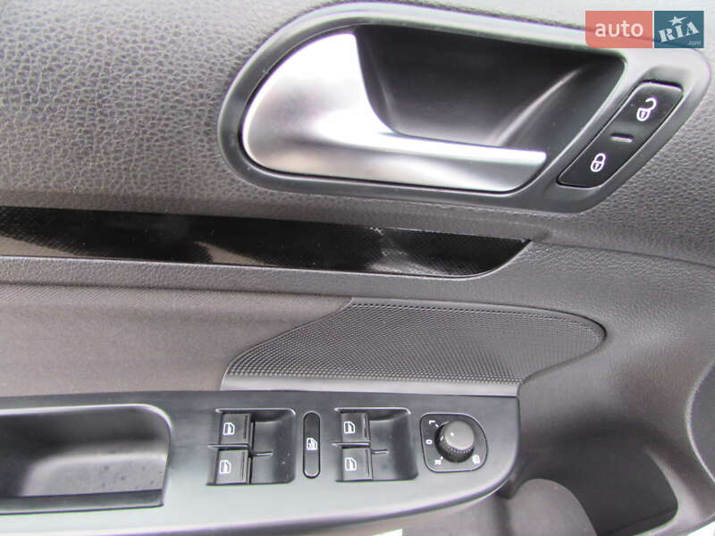 Универсал Volkswagen Golf 2012 в Кропивницком