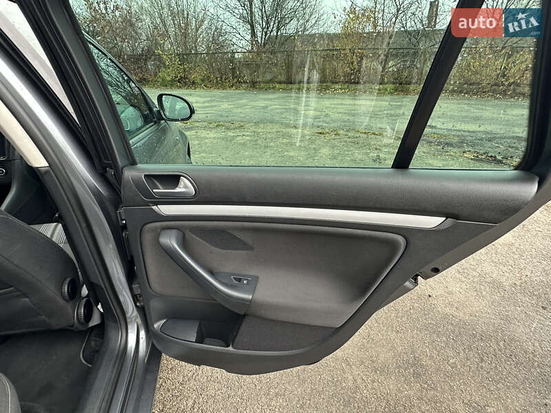 Універсал Volkswagen Golf 2013 в Кременці фото 31 Універсал Volkswagen Golf 2013 в Кременці