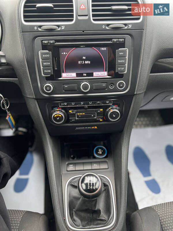 Универсал Volkswagen Golf 2009 в Харькове