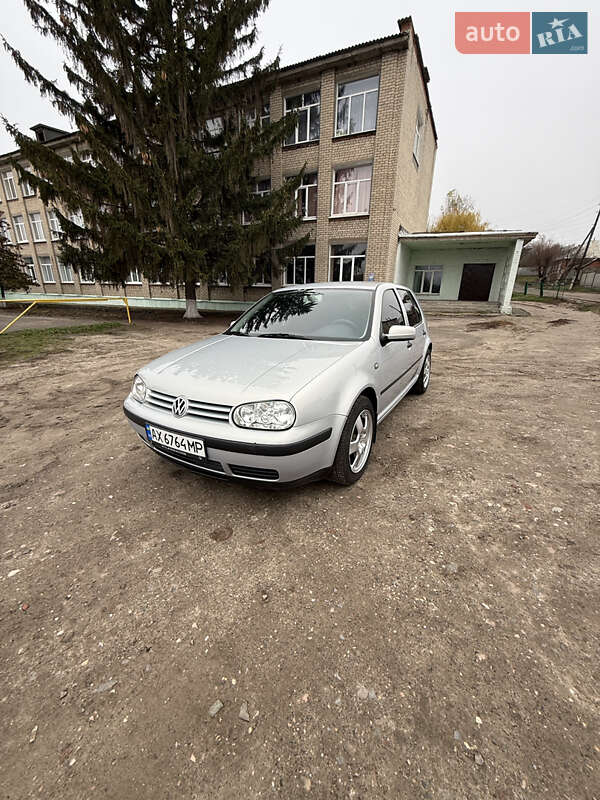 Volkswagen Golf 2000 Volkswagen Golf 2000