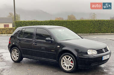Хетчбек Volkswagen Golf 2000 в Виноградові