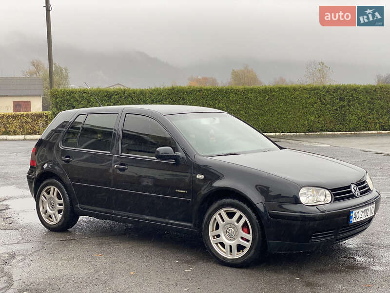 Volkswagen Golf 2000