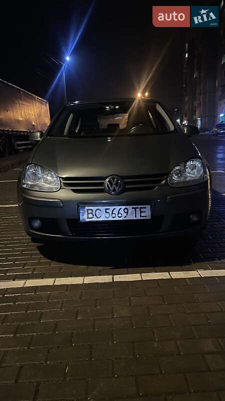 Хэтчбек Volkswagen Golf 2004 в Львове фото 3 Хэтчбек Volkswagen Golf 2004 в Львове