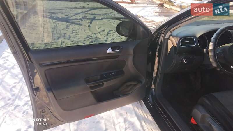 Универсал Volkswagen Golf 2010 в Первомайске