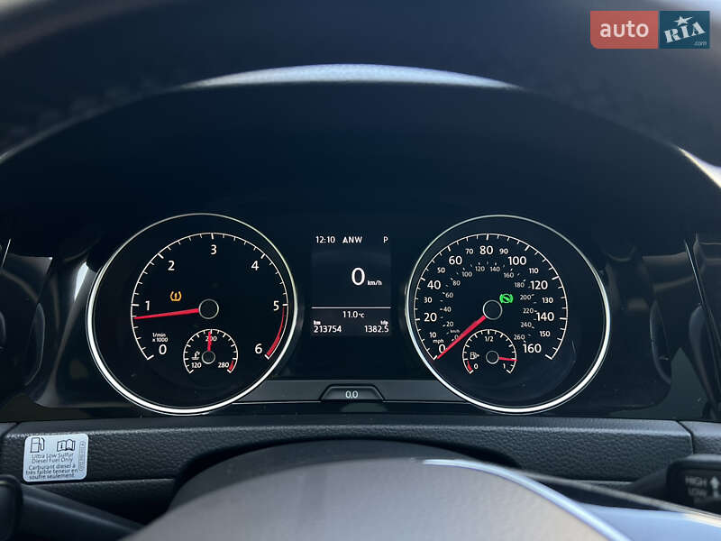 Универсал Volkswagen Golf 2015 в Запорожье