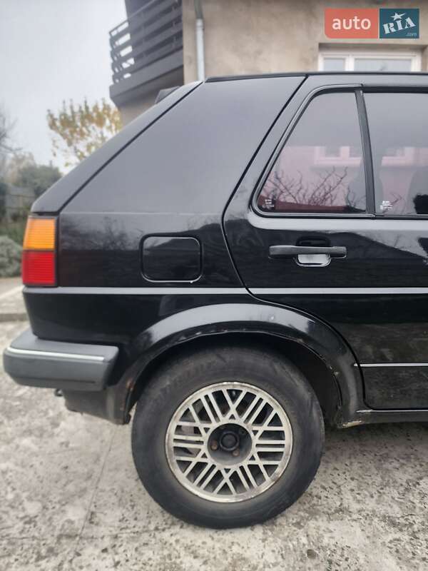 Хэтчбек Volkswagen Golf 1989 в Ровно