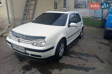 Хэтчбек Volkswagen Golf 1998 в Локачах