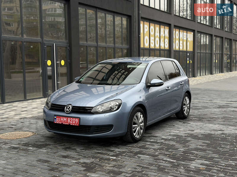 Хэтчбек Volkswagen Golf 2010 в Полтаве фото Хэтчбек Volkswagen Golf 2010 в Полтаве