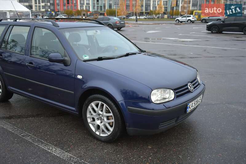 Универсал Volkswagen Golf 2000 в Крюковщине