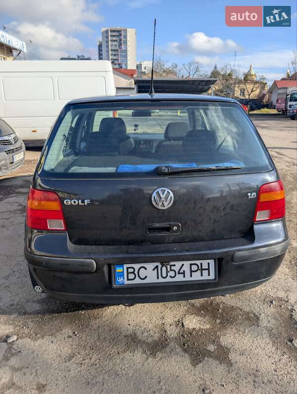 Хетчбек Volkswagen Golf 1998 в Львові