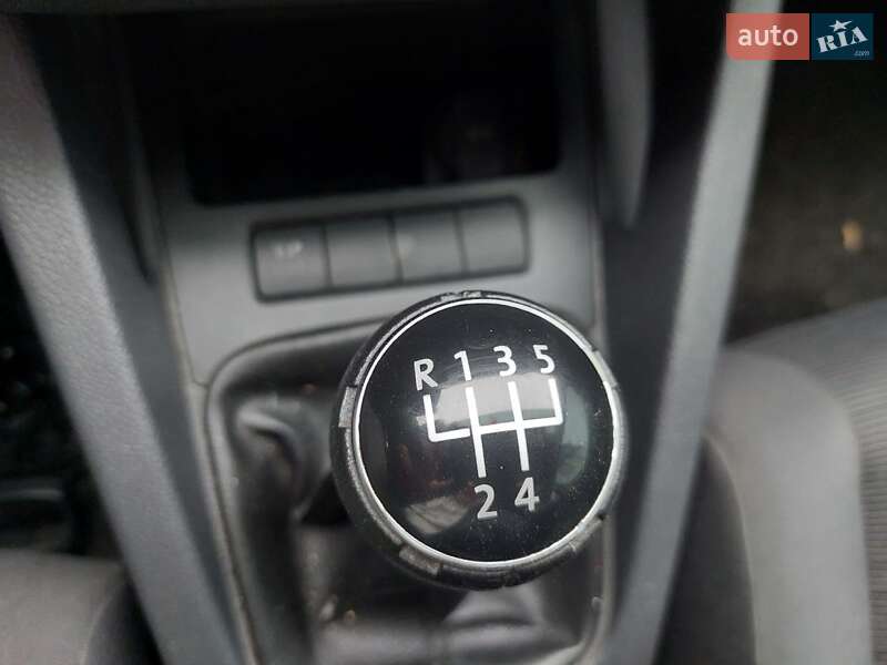 Хетчбек Volkswagen Golf 2004 в Летичіві фото 52 Хетчбек Volkswagen Golf 2004 в Летичіві