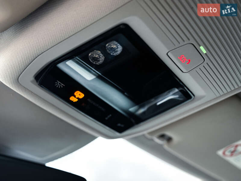 Універсал Volkswagen Golf 2021 в Києві