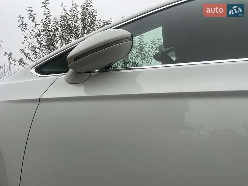 Универсал Volkswagen Golf 2014 в Ковеле