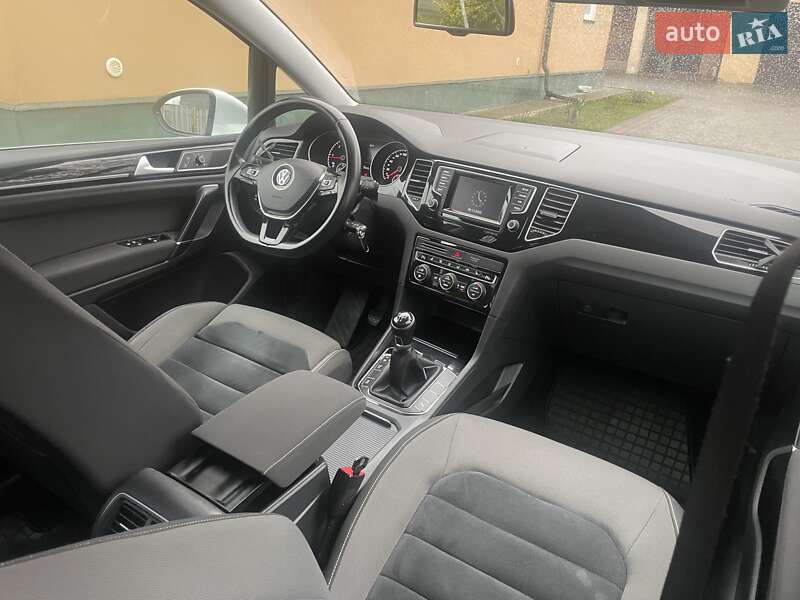 Универсал Volkswagen Golf 2014 в Ковеле