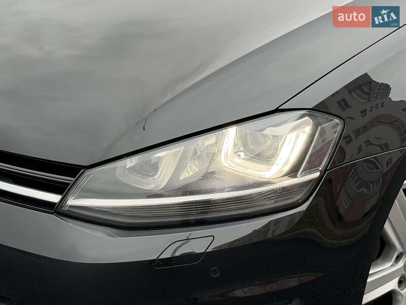 Универсал Volkswagen Golf 2015 в Виннице