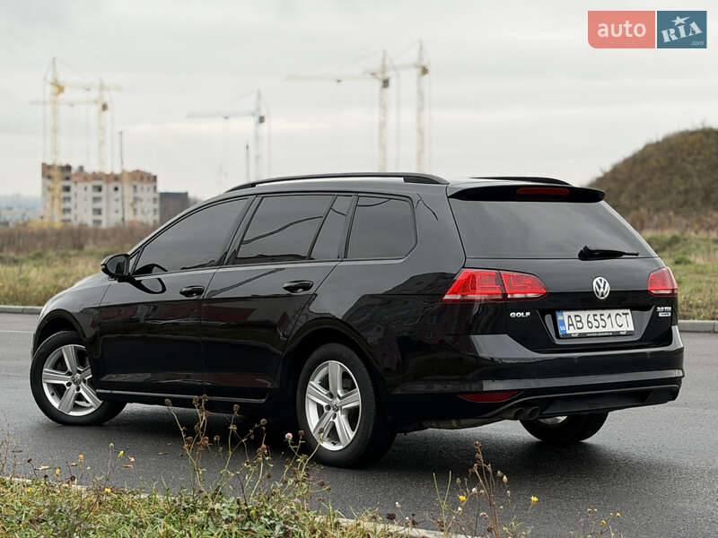 Универсал Volkswagen Golf 2015 в Виннице