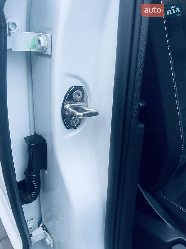 Универсал Volkswagen Golf 2014 в Ковеле