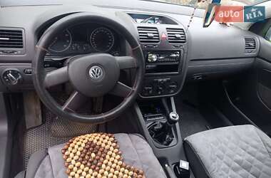 Хетчбек Volkswagen Golf 2005 в Львові