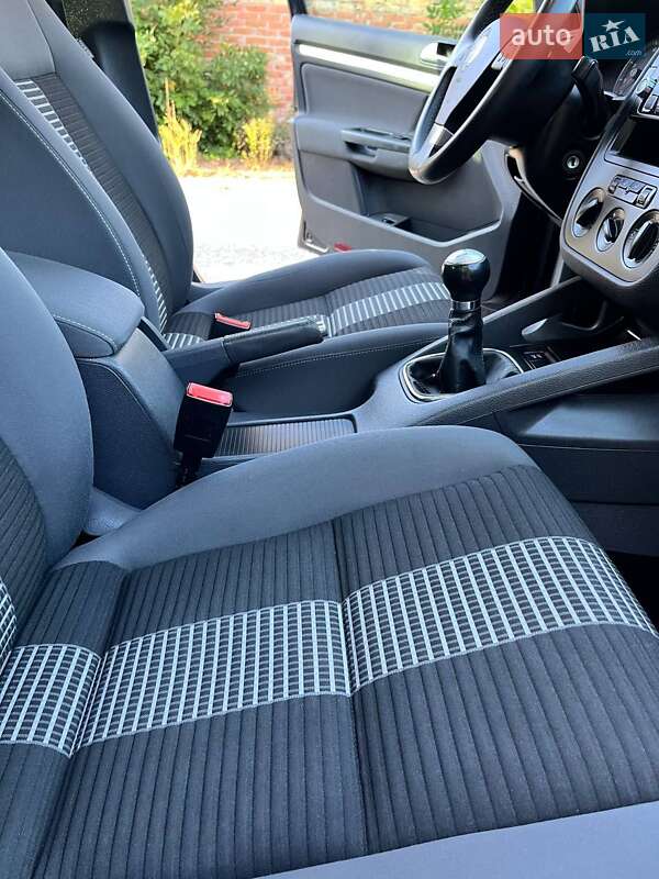 Хетчбек Volkswagen Golf 2009 в Кропивницькому фото 26 Хетчбек Volkswagen Golf 2009 в Кропивницькому