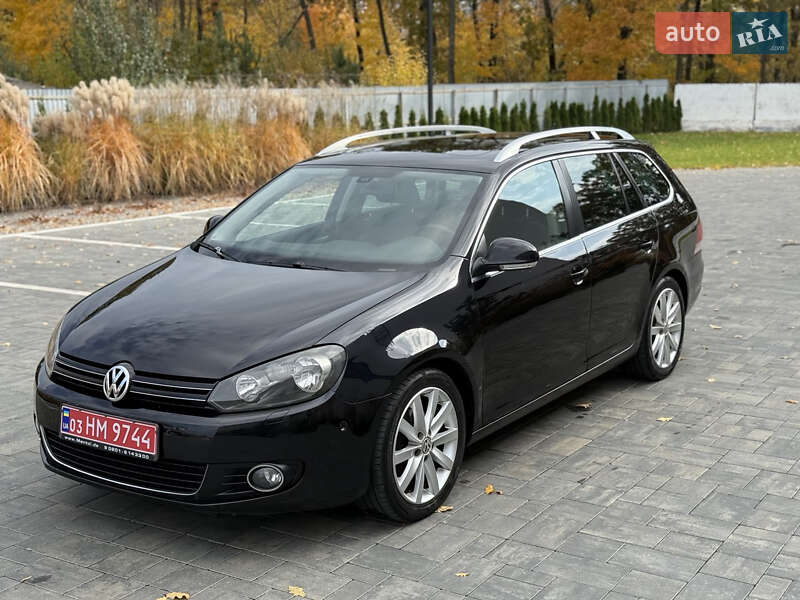 Універсал Volkswagen Golf 2010 в Чернігові