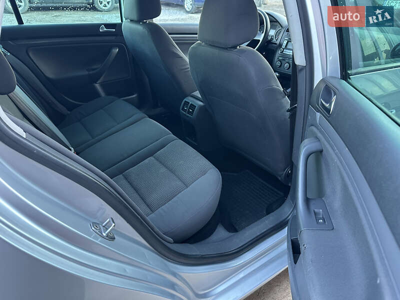 Універсал Volkswagen Golf 2008 в Сокалі