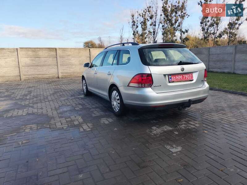 Универсал Volkswagen Golf 2008 в Рожище