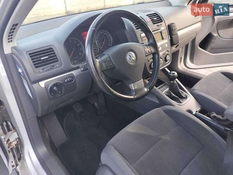 Универсал Volkswagen Golf 2008 в Рожище