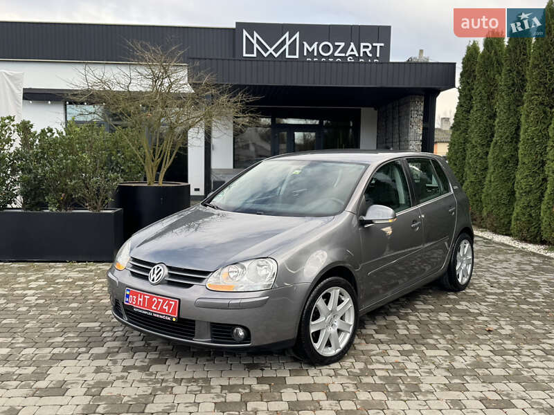Хэтчбек Volkswagen Golf 2007 в Иршаве