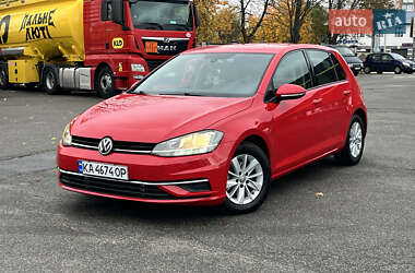 Хетчбек Volkswagen Golf 2017 в Василькові