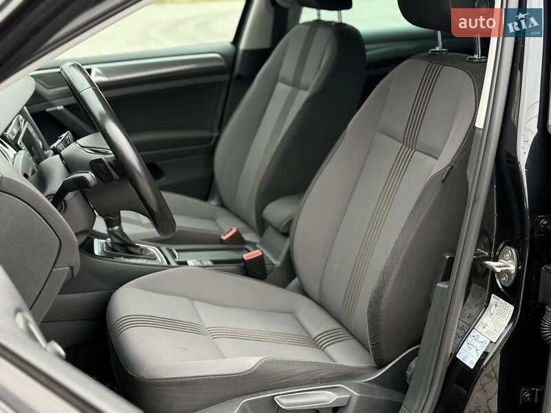 Универсал Volkswagen Golf 2016 в Львове