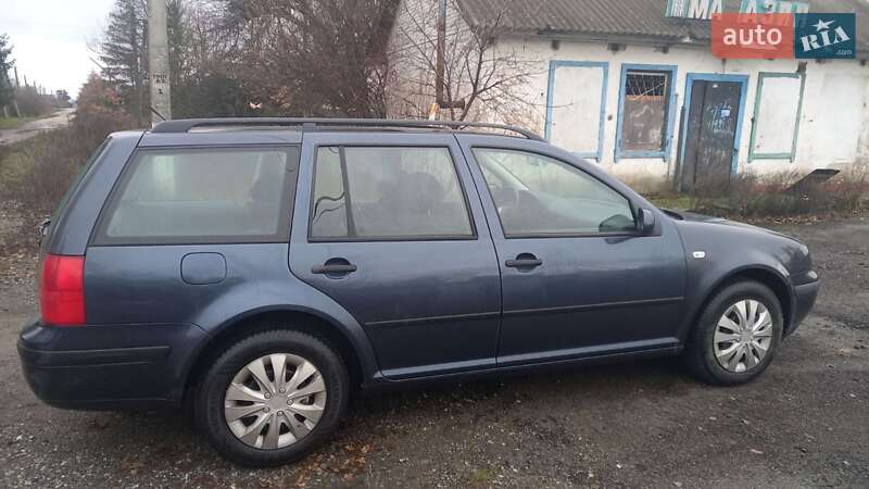 Универсал Volkswagen Golf 2006 в Бородянке