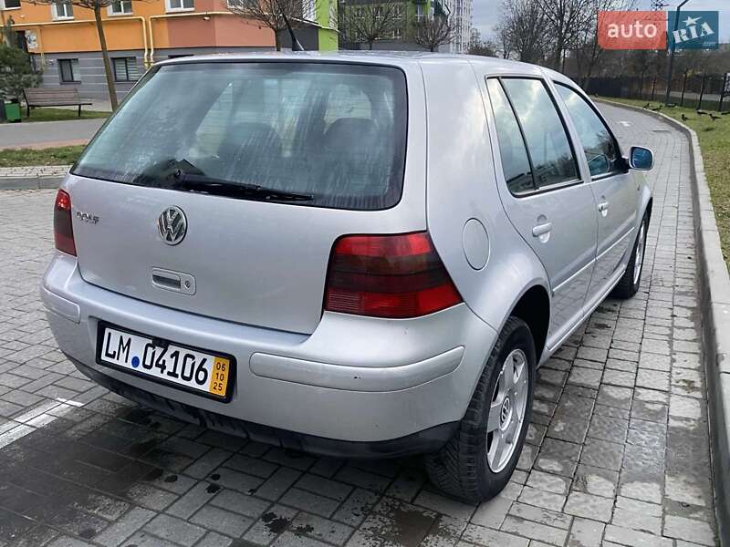 Хетчбек Volkswagen Golf 1998 в Івано-Франківську