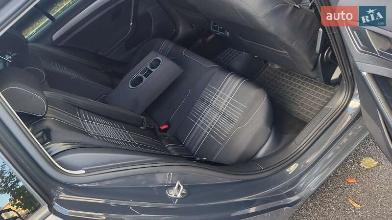 Универсал Volkswagen Golf 2015 в Виннице фото 34 Универсал Volkswagen Golf 2015 в Виннице