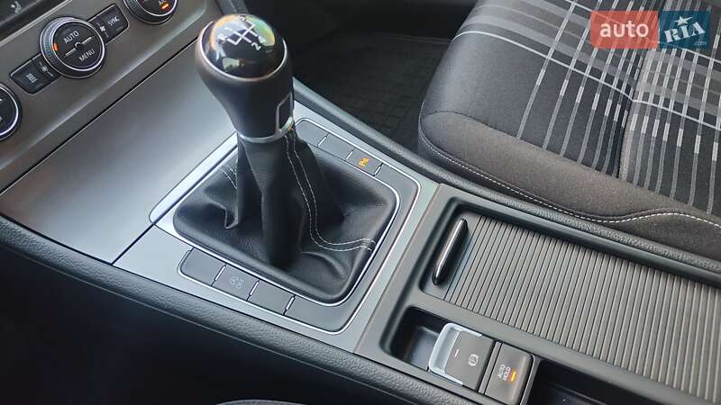 Универсал Volkswagen Golf 2015 в Виннице фото 49 Универсал Volkswagen Golf 2015 в Виннице